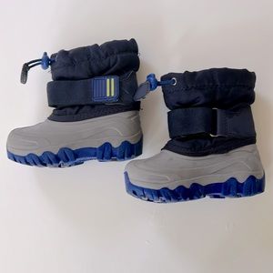 Thermolite toddler size 6 Winter Boots